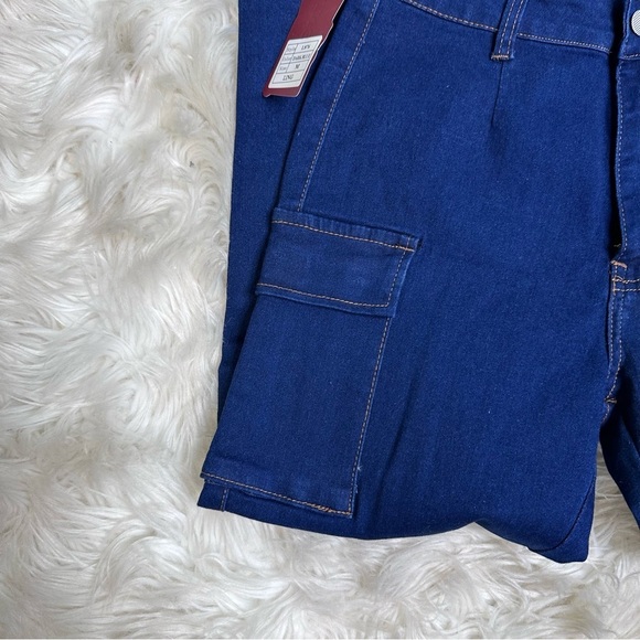 NWT Dark wash denim cargo joggers nwt - Picture 3 of 6